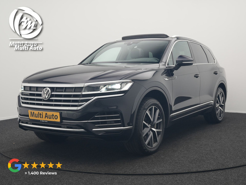 Volkswagen Touareg 3.0 TSi eHybrid 4MOTION Plug In Hybrid 381pk Dealer O.H PHEV | Trekhaak Af Fabriek | Lederen Sportstoelen Massage & Memory | Panodak | Adaptive Cruise | Stoelventilatie | Stoelen & Stuur Verwarmd | Blis | Keyless | Apple Carplay | Navigatie | DAB 