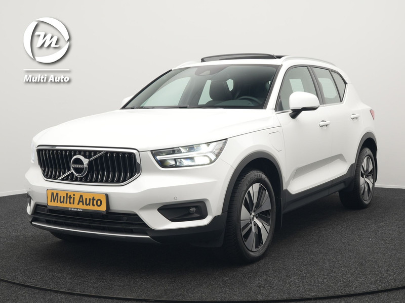 Volvo XC40 T4 Recharge Inscription 211pk Dealer O.H PHEV | Panodak | Adaptive Cruise | Apple Carplay | Stoelen & Stuur Verwarmd | Camera | Navigatie | Keyless | Virtual |  DAB |