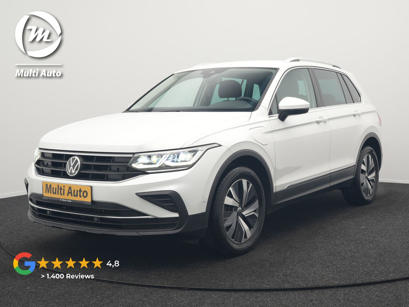 Volkswagen Tiguan 1.4 TSI eHybrid Elegance Plug In Hybrid 245pk Dealer O.H. PHEV | Trekhaak Af Fabriek | Adaptive Cruise | IQ Light | Camera | Stoelen & Stuur Verwarmd | Apple Carplay | Blis | Navigatie | DAB |
