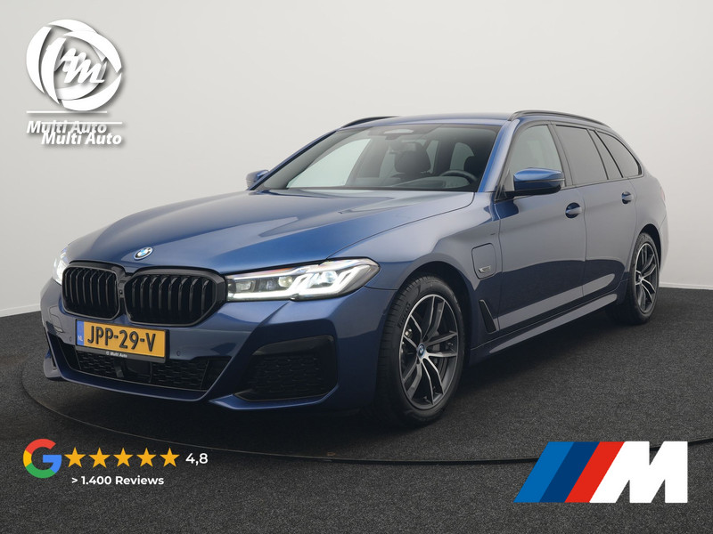 BMW 5-serie Touring 530e M Sport Plug In Hybrid 294pk PHEV | Adaptive Cruise | Laser LED | Head Up | Camera | Lederen Sportstoelen & Stuur Verwarmd | Sfeerverlichting | Apple Carplay | Keyless | Blis | Navigatie | DAB |