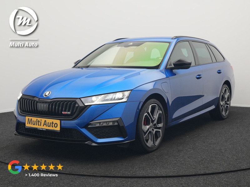 Škoda Octavia Combi 1.4 TSI RS iV Business Plug In Hybrid 245pk Dealer O.H PHEV | Adaptive Cruise | Camera | Sportstoelen Verwarmd | Apple Carplay | Navigatie | Crystal LED | Blis | Keyless | Stuur Verwarmd | Virtual | DAB |
