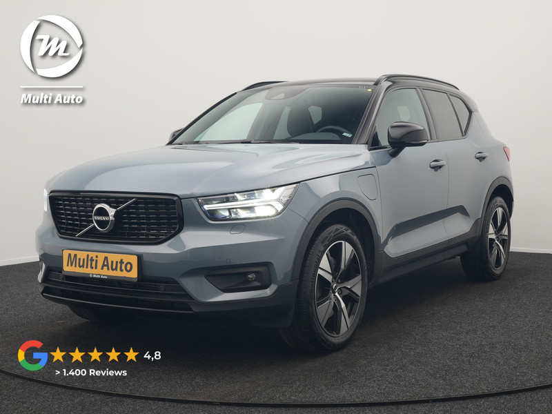Volvo XC40 T5 Recharge R-Design Plug In Hybrid 262pk Dealer O.H. PHEV | Trekhaak Af Fabriek | Camera | Alcantara Sportstoelen Memory & Verwarmd | Stuur Verwarmd | Apple Carplay | Keyless | Virtual | Cruise Control | Navigatie | DAB |