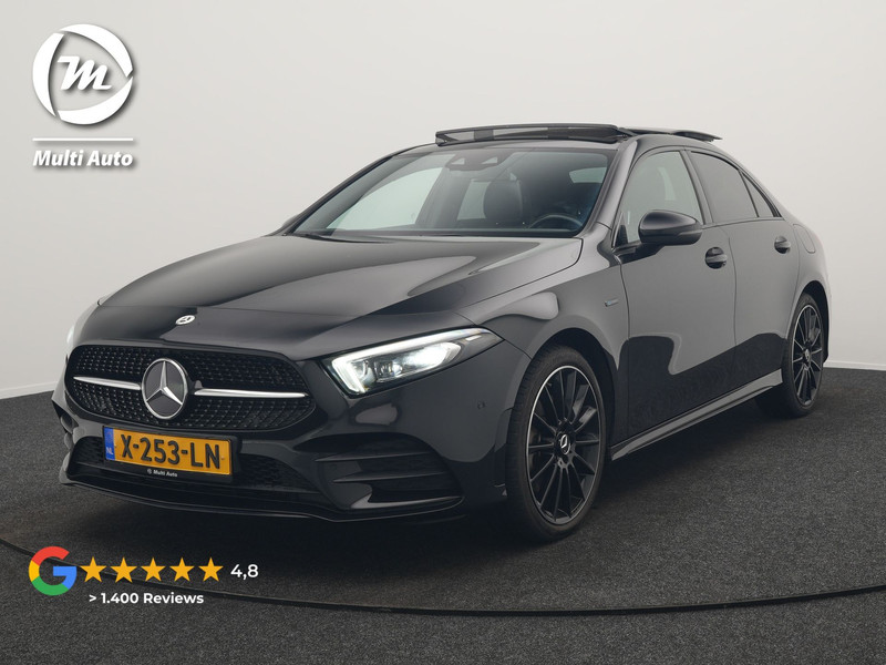 Mercedes-Benz A-Klasse 250 e AMG Line Plug In Hybrid 263pk PHEV | Panodak | Multibeam LED | Alcantara Sportstoelen Verwarmd | Apple Carplay | Sfeerverlichting | Blis | Cruise Control | Navigatie | Virtual | DAB |