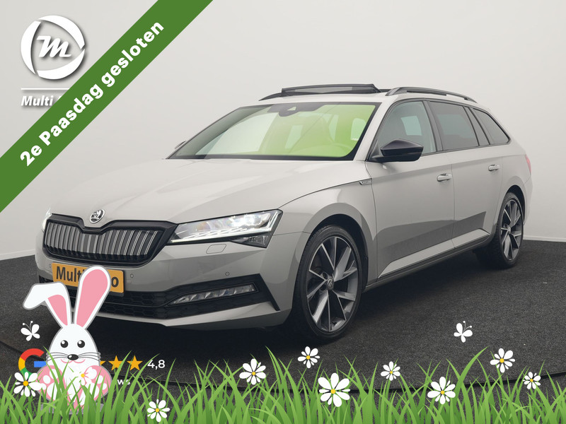 Škoda Superb Combi 1.4 TSI iV Sportline Business PHEV 218pk Dealer O.H. | Trekhaak Af Fabriek | Panodak | Adaptive Cruise | Camera | Alcantara Sportstoelen Verwarmd | Sfeerverlichting | Keyless | Stuur Verwarmd | Blis | Plug In Hybrid |