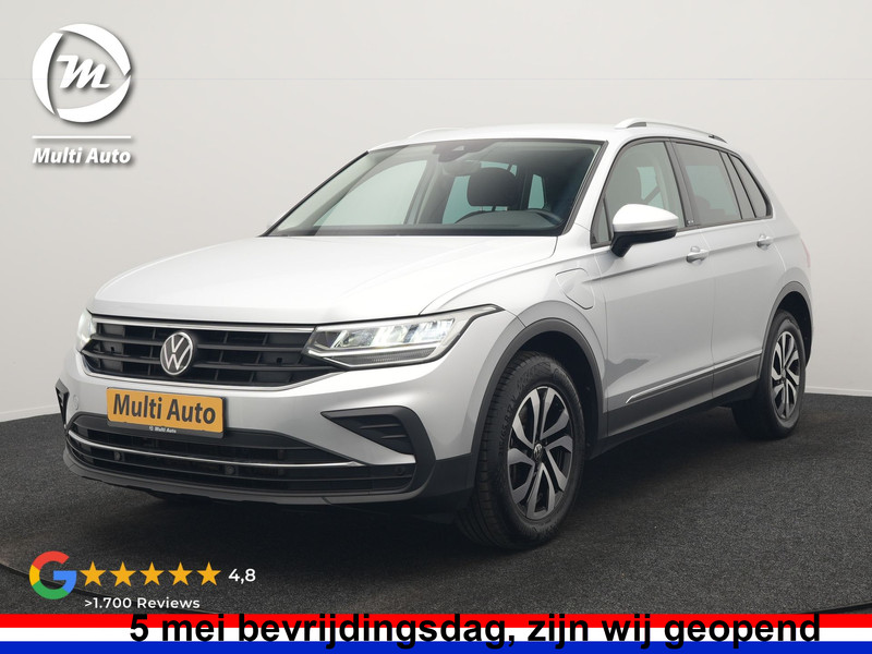 Volkswagen Tiguan 1.4 TSI eHybrid Active PHEV 245pk Dealer O.H. | Trekhaak Af Fabriek | Adaptive Cruise | Camera | Stoelen & Stuur Verwarmd | Apple Carplay | Navigatie | Virtual Cockpit | DAB | Plug In Hybrid |