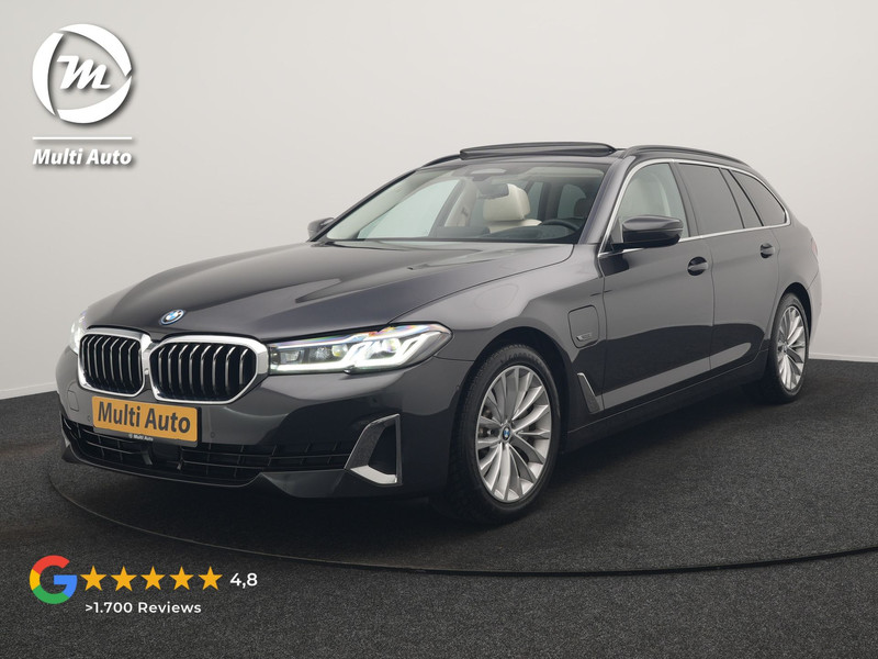 BMW 5-serie Touring 530e Luxury Line PHEV 293pk | Trekhaak Af Fabriek | Panodak | Head Up | Adaptive Cruise | Camera | Laser LED | Lederen Sportstoelen Memory & Verwarmd | Sfeerverlichting | Stuur Verwarmd | Hifi Audio | Keyless | Blis | Plug In Hybrid |
