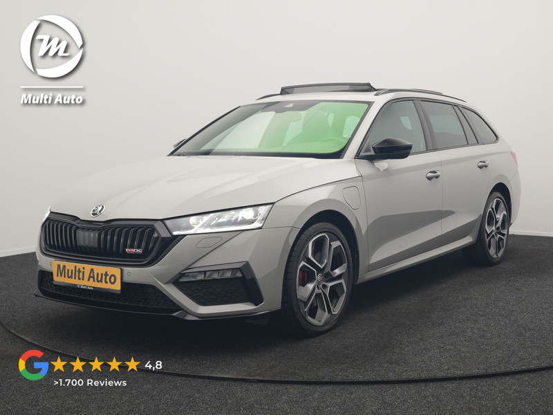 Škoda Octavia Combi 1.4 TSI iV RS PHEV 245pk Dealer O.H. | Panodak | Adaptive Cruise | Camera | Sportstoelen Verwarmd | Sfeerverlichting | Apple Carplay | Crystal LED | Keyless | Navigatie | DAB | Virtual Cockpit | 19"L.M | Plug In Hybrid |