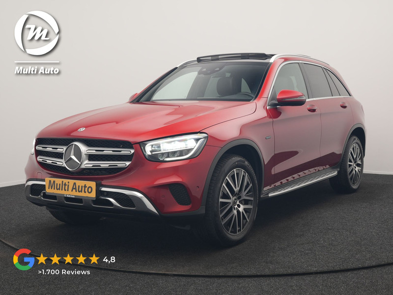 Mercedes-Benz GLC-Klasse 300e 4MATIC Advantage PHEV 320pk Dealer O.H. | Trekhaak Af Fabriek | Panodak | Adaptive Cruise | Sportstoelen Verwarmd | Sfeerverlichting | Apple Carplay | Blis | Navigatie | DAB | Plug In Hybrid |