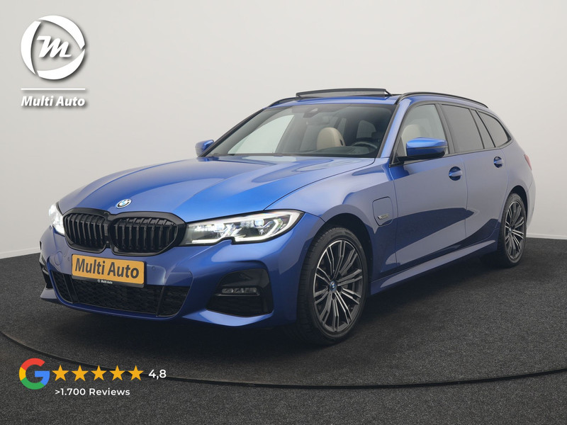 BMW 3-serie Touring 330e xDrive M Sport PHEV 293pk Dealer O.H | Panodak | Head Up | Camera | Laser LED | Lederen Sportstoelen Memory & Verwarmd | Keyless | Cruise Control | BLIS | Apple Carplay | Virtual | Navigatie | DAB | 18"L.M | Plug In Hybrid |