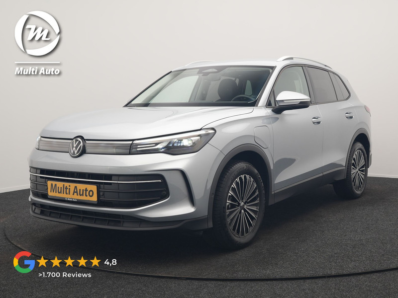 Volkswagen Tiguan 1.5 eHybrid Life PHEV 204pk | Trekhaak Af Fabriek | Adaptive Cruise | Camera | Sportstoelen Verwarmd | BLIS | Sfeerverlichting | Stuurverwarming | Apple Carplay | IQ Drive | Navigatie | Virtual | DAB | 18"L.M | Plug In Hybrid |