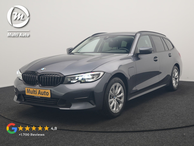 BMW 3-serie Touring 330e PHEV 293pk Dealer O.H. | Cruise Control | Camera | Stoelverwarming | Carplay | DAB | Navigatie | 17"L.M | Plug In Hybrid |