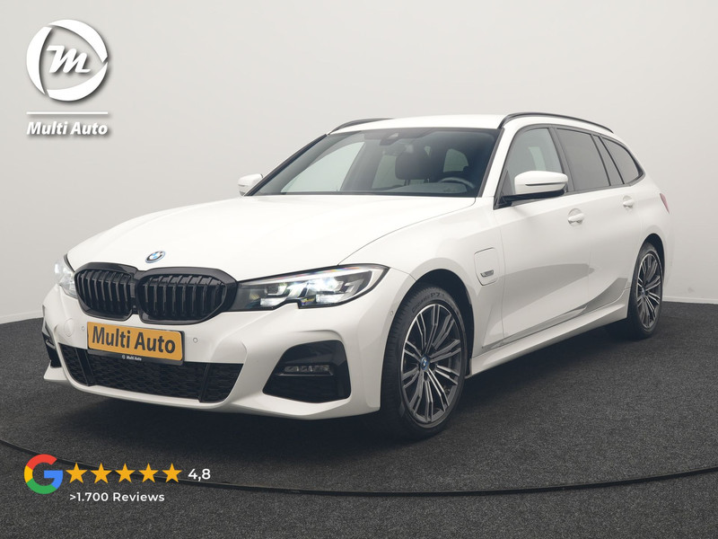 BMW 3-serie Touring 320e xDrive M Sport PHEV Dealer O.H. | Camera | Alcantara Sportstoelen & Stuur Verwarmd | Sfeerverlichting | Keyless | Blis | Apple Carplay | Navigatie | DAB | 18"L.M | Plug In Hybrid |