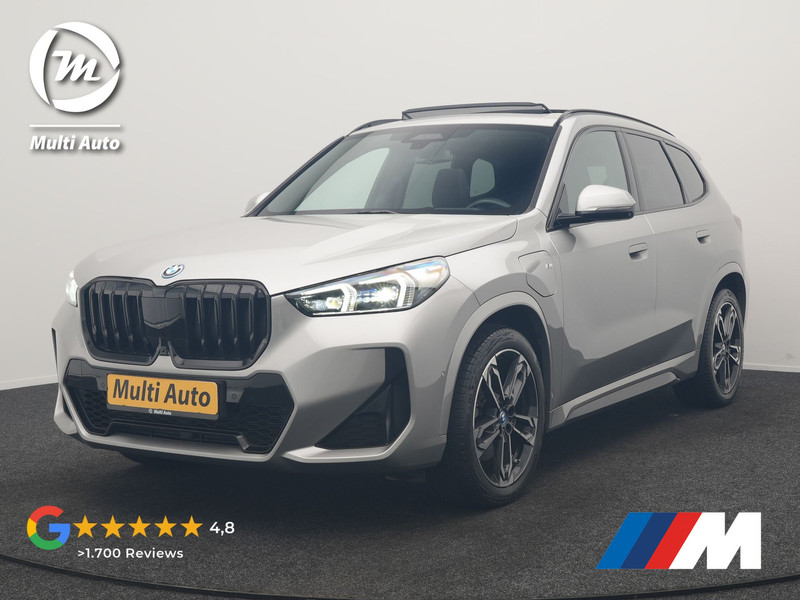 BMW X1 xDrive30e M Sport PHEV 326pk Dealer O.H. | SOH 95,9% | Trekhaak Af Fabriek | Panodak | Head Up | Adaptive Cruise | 360 Camera | Harman / Kardon | Alcantara Sportstoelen Massage & Memory | BLIS | Keyless | Stuur Verwarmd | Navigatie  Plug In Hybrid |