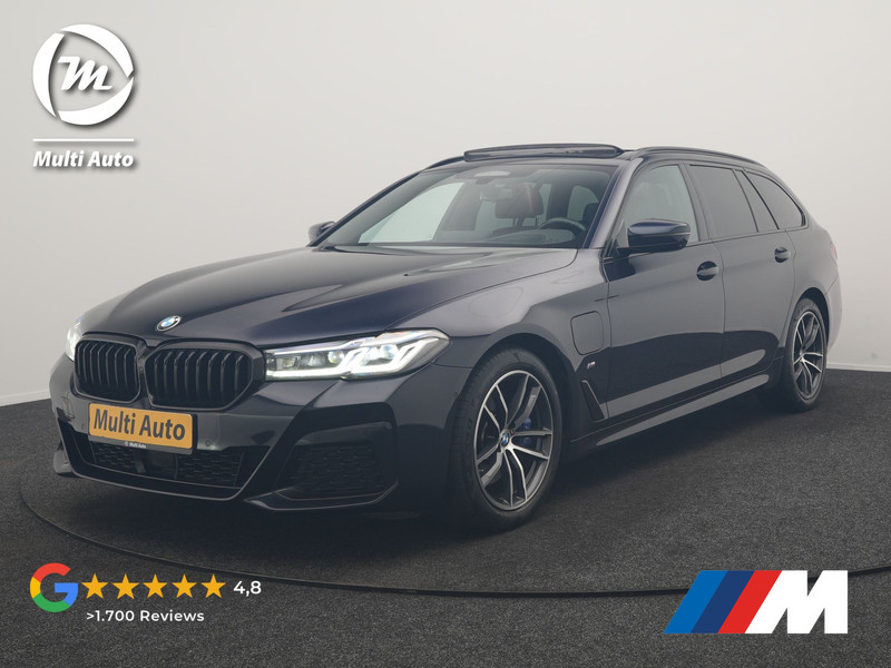 BMW 5-serie Touring 530e M Sport PHEV 293pk Dealer O.H | SOH 90,2% | Trekhaak Af Fabriek | Panodak | Head Up | Soft-Close| 360 Camera | Adaptive Cruise | Laser LED | Lederen Comfortstoelen Memory & Verwarmd | Sfeerverlichting | Pilot Assist | Apple Carplay | DAB | Navigatie | Virtual | 18"L.M | Plug In Hybrid |